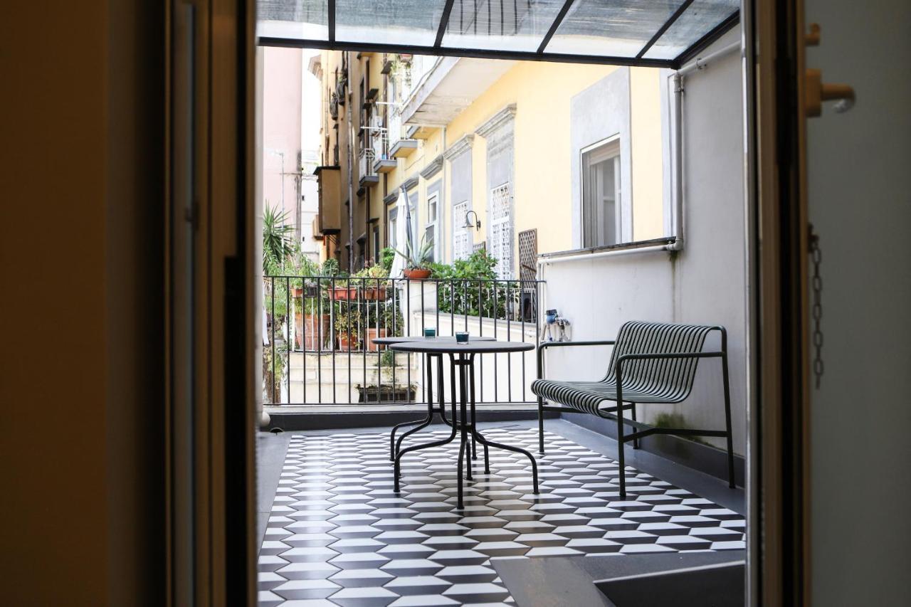 Piazza Bellini Stylish By Wonderful Italy Napoli