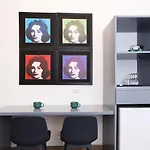 Piazza Bellini Stylish Suite By Wonderful Italy